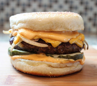 AMERICAN CHEESEBURGER